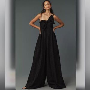 🔥GORGEOUS EYELET JUMPSUIT